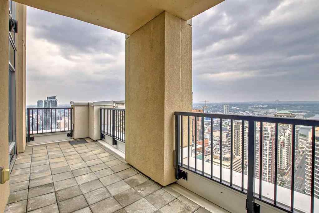 MLS® A2259567 - Unit #3401 930 6 Avenue SW in Downtown Commercial Core Calgary, Residential