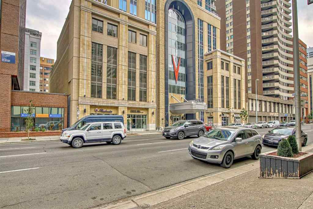 MLS® A2259567 - Unit #3401 930 6 Avenue SW in Downtown Commercial Core Calgary, Residential