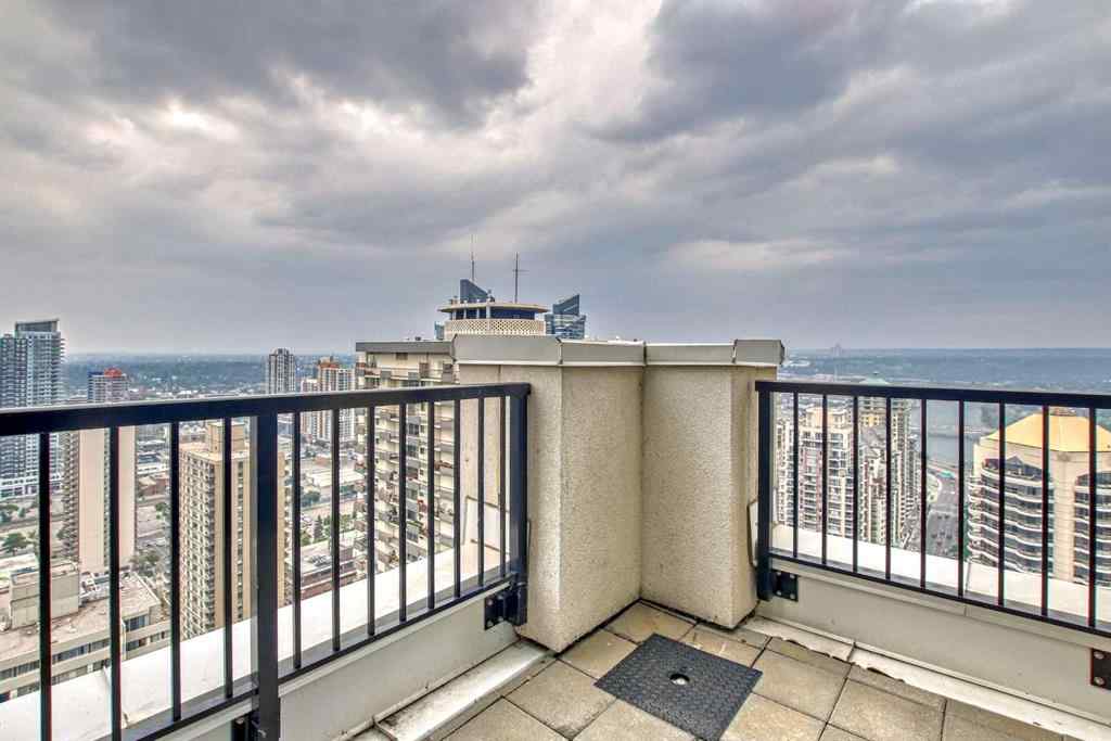 MLS® A2259567 - Unit #3401 930 6 Avenue SW in Downtown Commercial Core Calgary, Residential