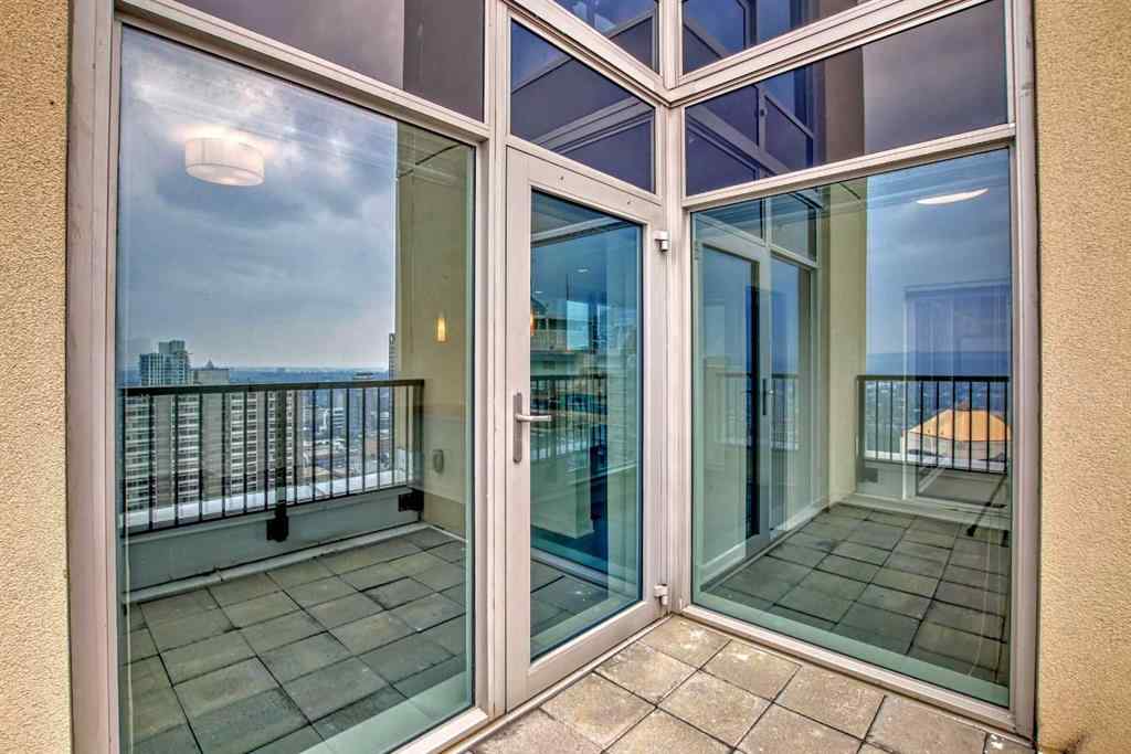 MLS® A2259567 - Unit #3401 930 6 Avenue SW in Downtown Commercial Core Calgary, Residential