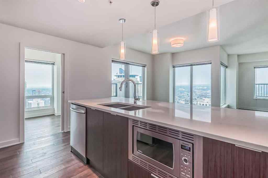 MLS® A2259567 - Unit #3401 930 6 Avenue SW in Downtown Commercial Core Calgary, Residential