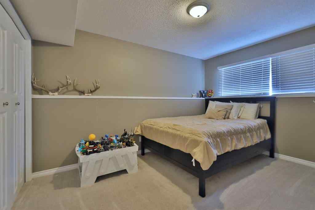 MLS® A2259572 - 5226 52 Street  in Daysland Daysland, Residential