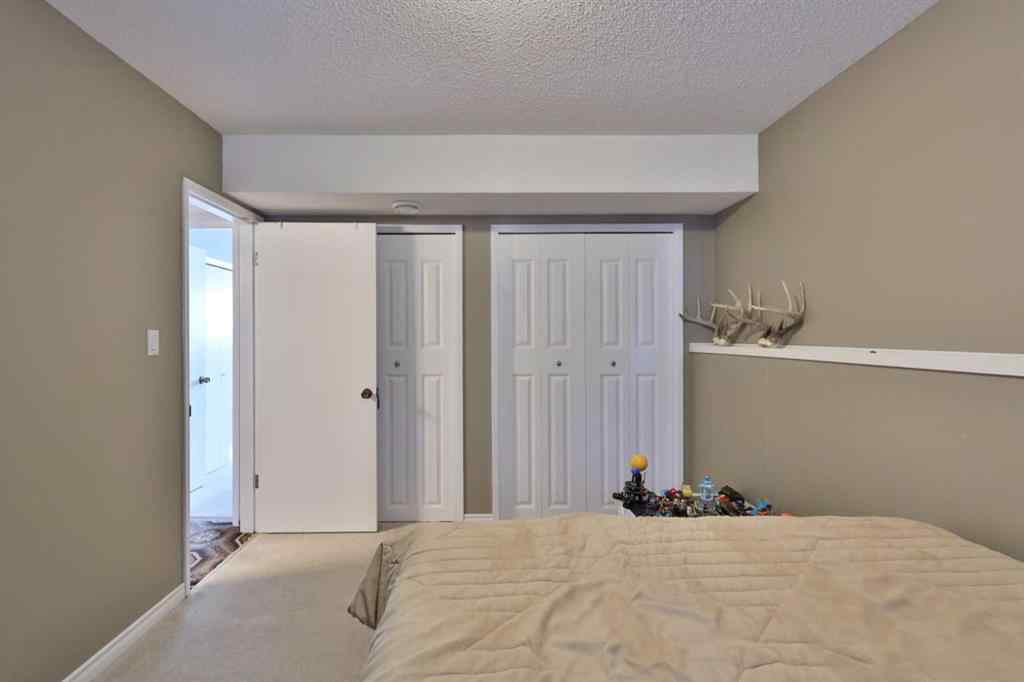 MLS® A2259572 - 5226 52 Street  in Daysland Daysland, Residential