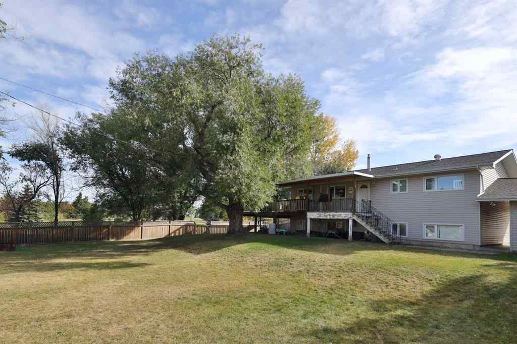 MLS® A2259572 - 5226 52 Street  in Daysland Daysland, Residential