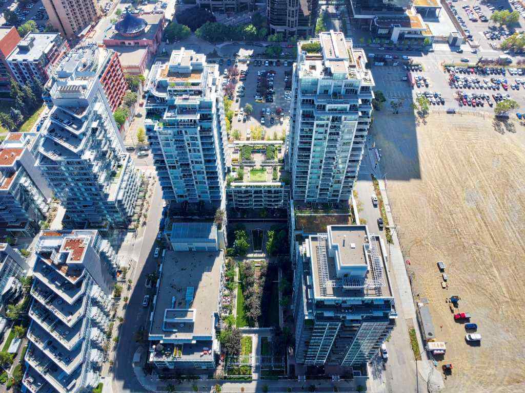 MLS® A2259575 - Unit #404 128 2 Street SW in Chinatown Calgary, Residential