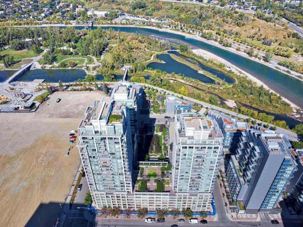 MLS® A2259575 - Unit #404 128 2 Street SW in Chinatown Calgary, Residential