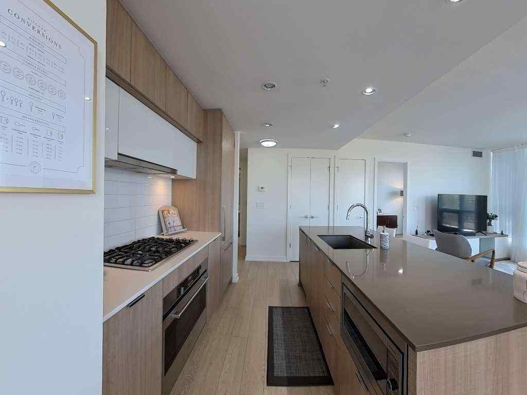 MLS® A2259575 - Unit #404 128 2 Street SW in Chinatown Calgary, Residential