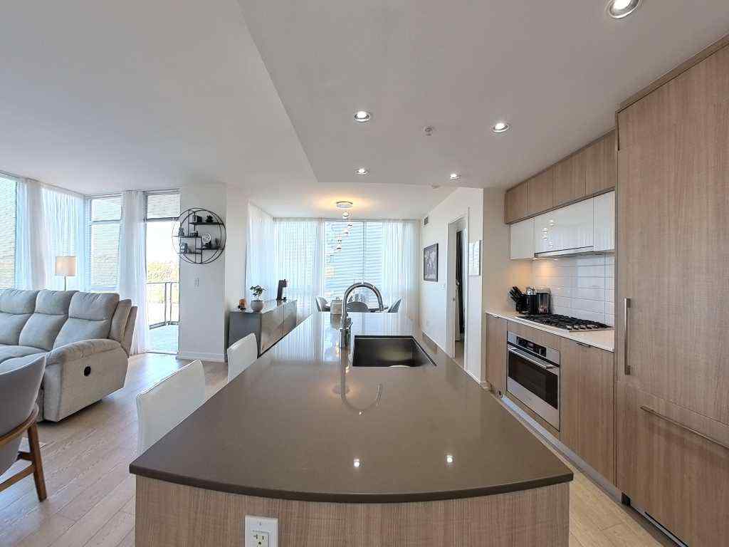 MLS® A2259575 - Unit #404 128 2 Street SW in Chinatown Calgary, Residential