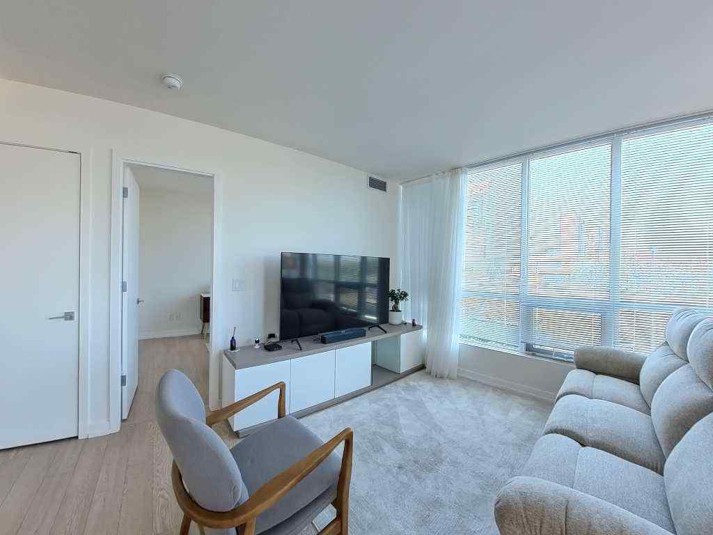 MLS® A2259575 - Unit #404 128 2 Street SW in Chinatown Calgary, Residential