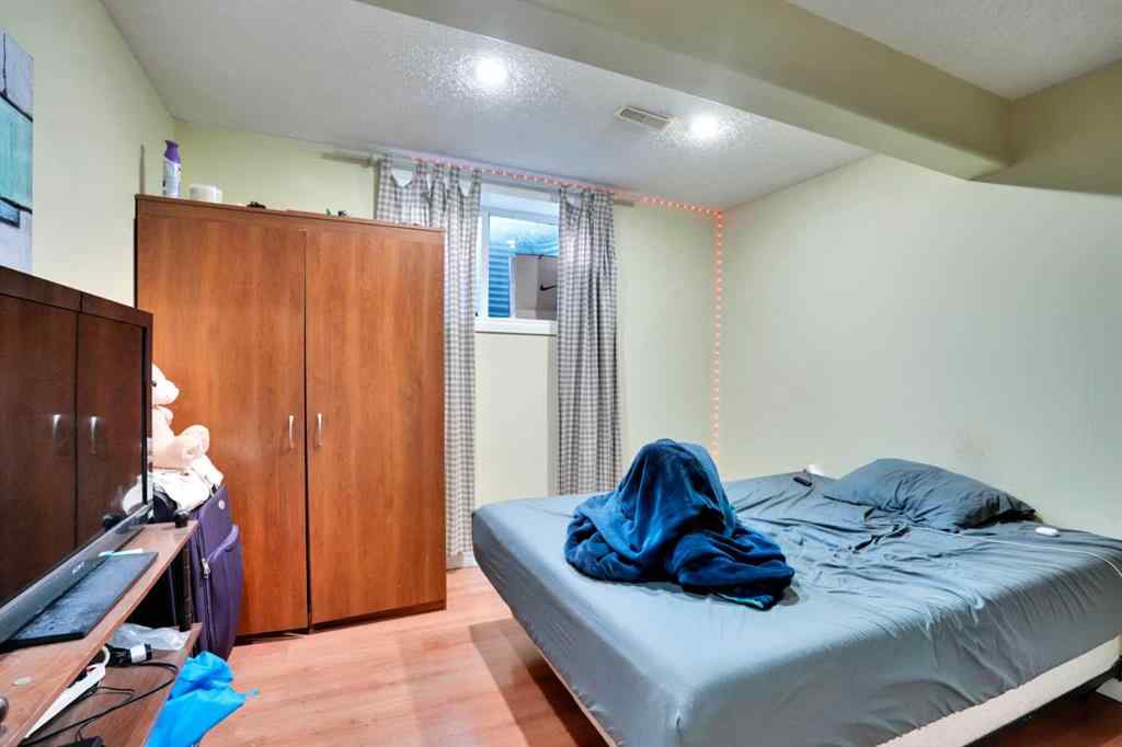 MLS® A2259590 - 143 Taralea Gardens NE in Taradale Calgary, Residential