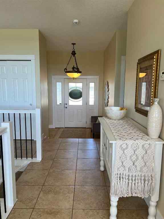 MLS® A2259592 - 804 Fairway Boulevard  in NONE Cardston, Residential