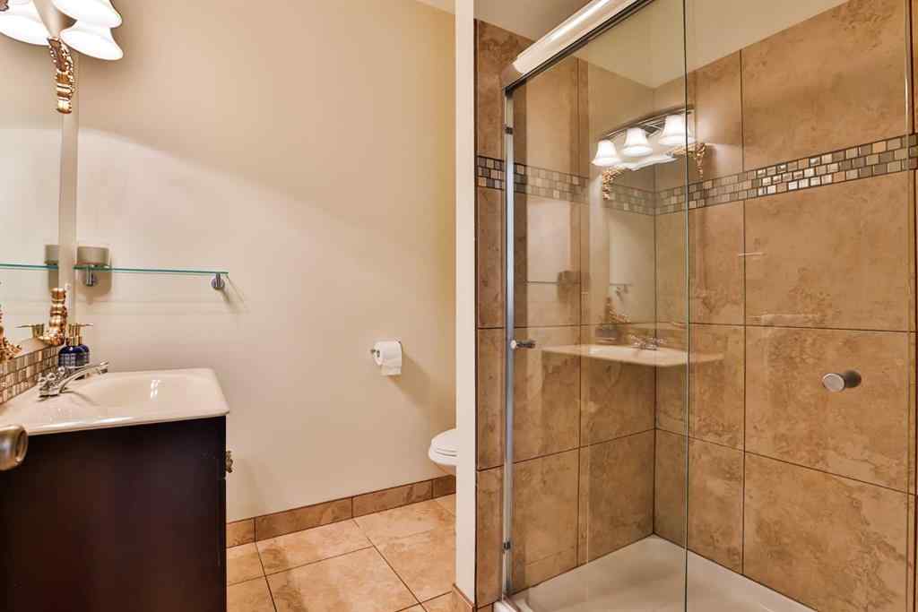 MLS® A2259592 - 804 Fairway Boulevard  in NONE Cardston, Residential