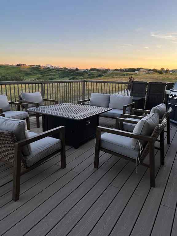 MLS® A2259592 - 804 Fairway Boulevard  in NONE Cardston, Residential