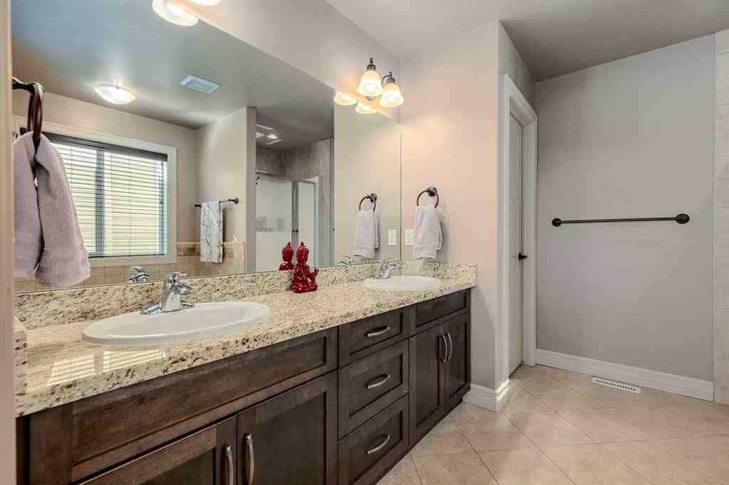 MLS® A2259597 - 3 Kincora Glen Bay NW in Kincora Calgary, Residential