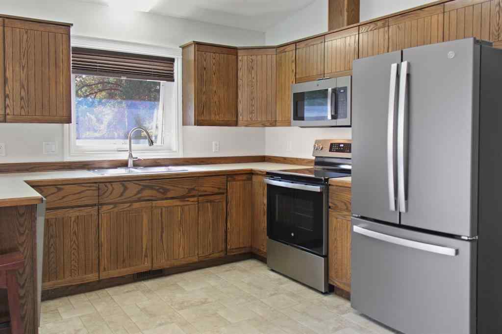 MLS® A2259598 - 5224 47 Street  in NONE Consort, Residential