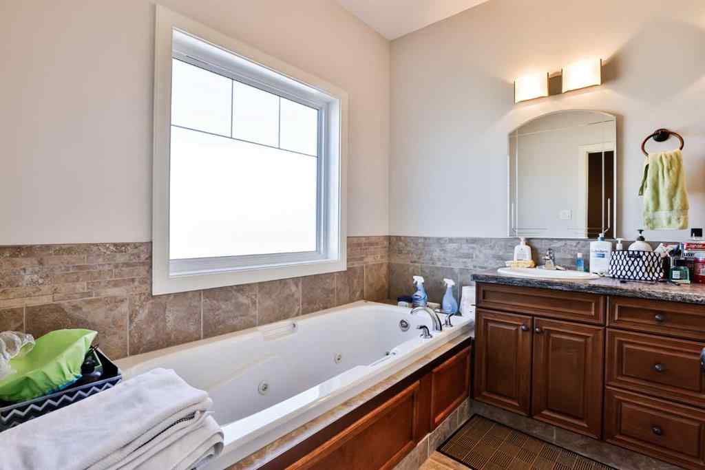 MLS® A2259609 - 244 Sixmile Common S in Southgate Lethbridge, Residential