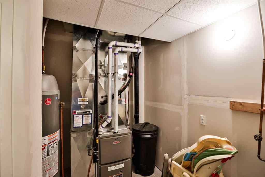 MLS® A2259609 - 244 Sixmile Common S in Southgate Lethbridge, Residential