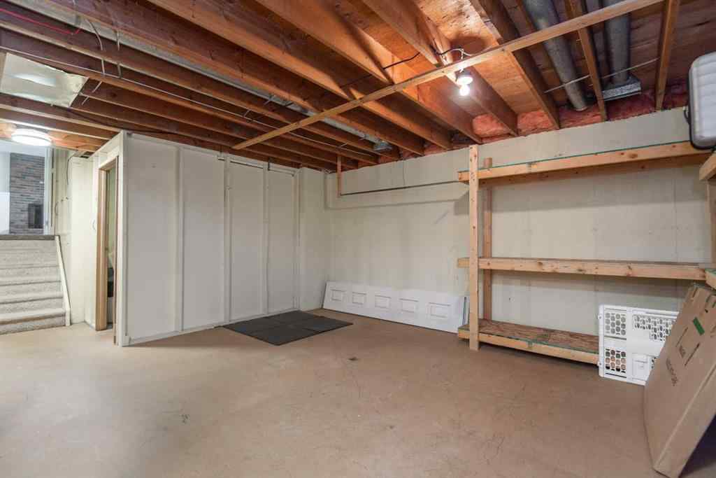 MLS® A2259614 - 25 Oates Green  in Oriole Park Red Deer, Residential