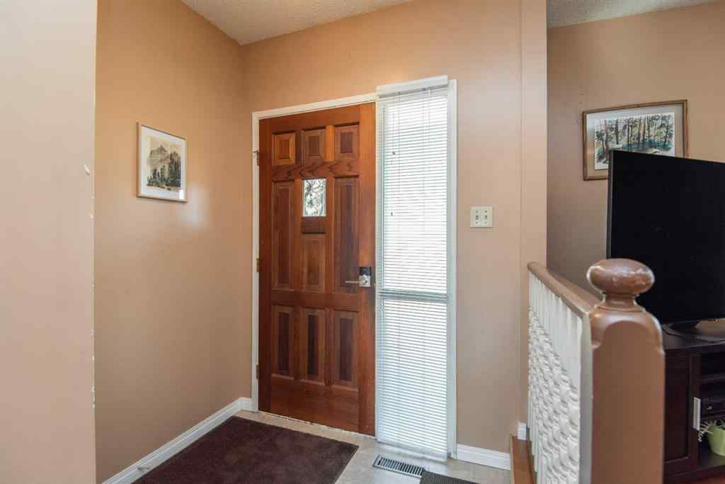MLS® A2259614 - 25 Oates Green  in Oriole Park Red Deer, Residential
