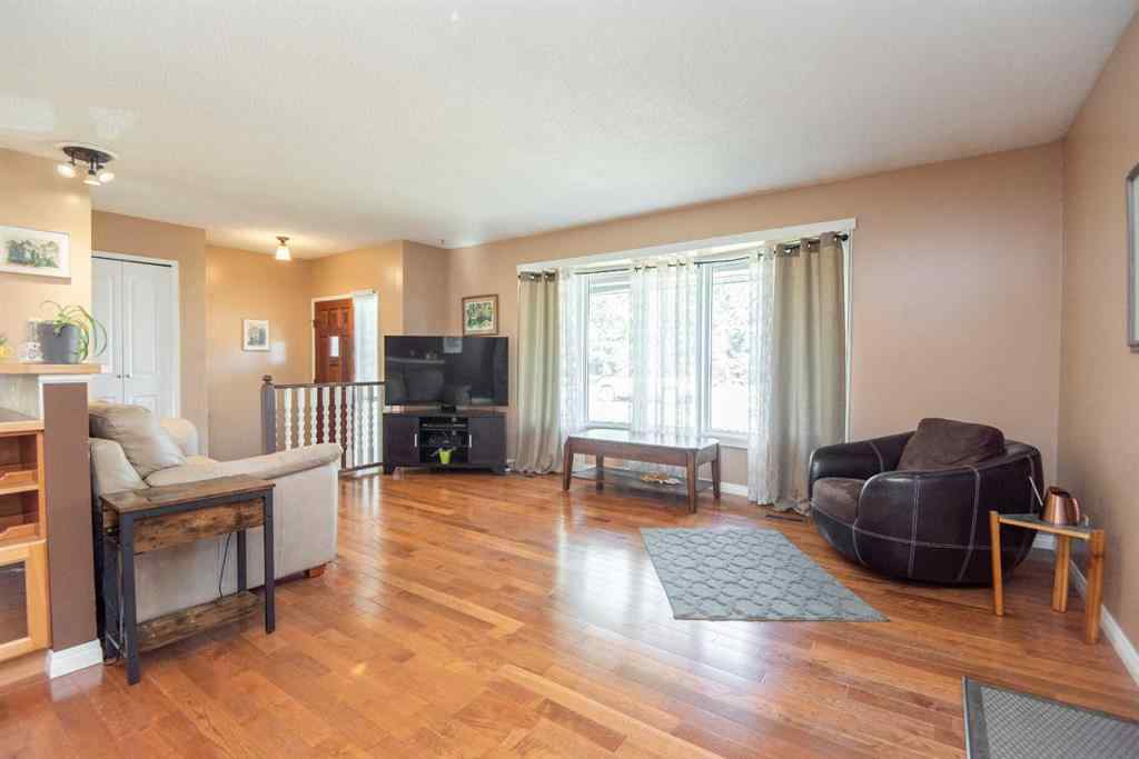 MLS® A2259614 - 25 Oates Green  in Oriole Park Red Deer, Residential