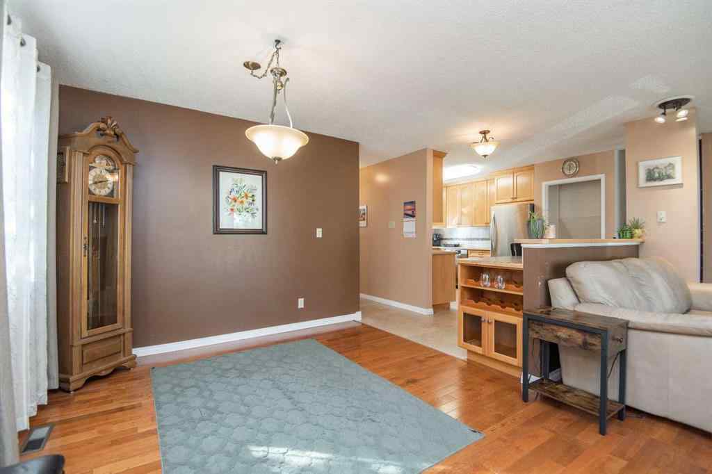 MLS® A2259614 - 25 Oates Green  in Oriole Park Red Deer, Residential