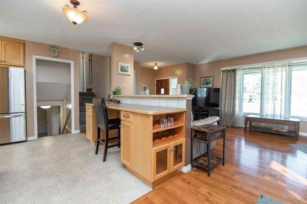 MLS® A2259614 - 25 Oates Green  in Oriole Park Red Deer, Residential