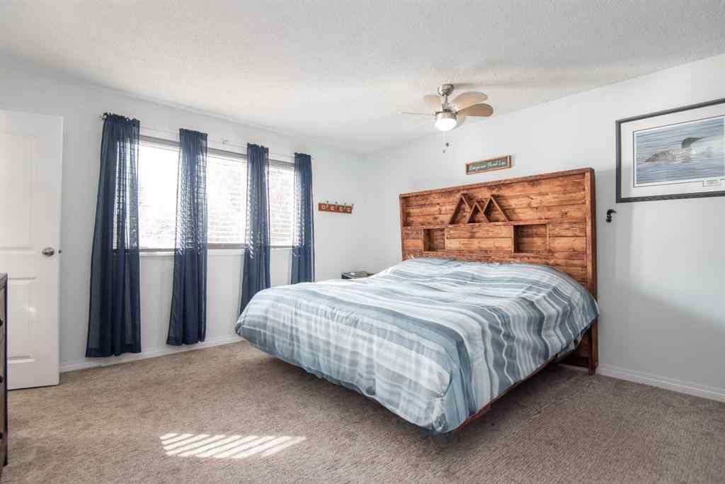 MLS® A2259614 - 25 Oates Green  in Oriole Park Red Deer, Residential