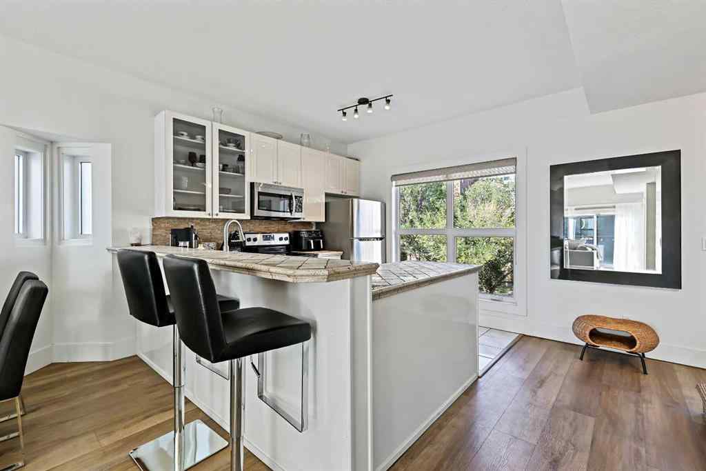 MLS® A2259617 - Unit #8 603 15 Avenue SW in Beltline Calgary, Residential