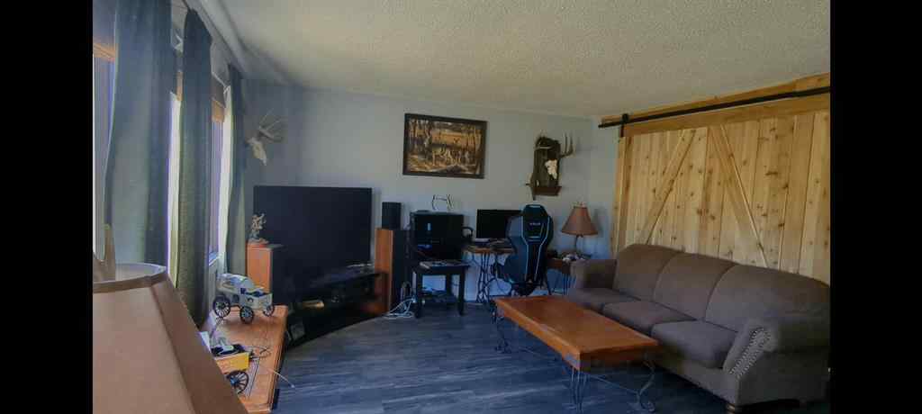 MLS® A2259619 - 4212 44 Street  in Riverside Ponoka, Residential