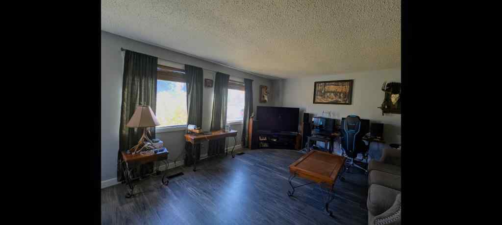 MLS® A2259619 - 4212 44 Street  in Riverside Ponoka, Residential