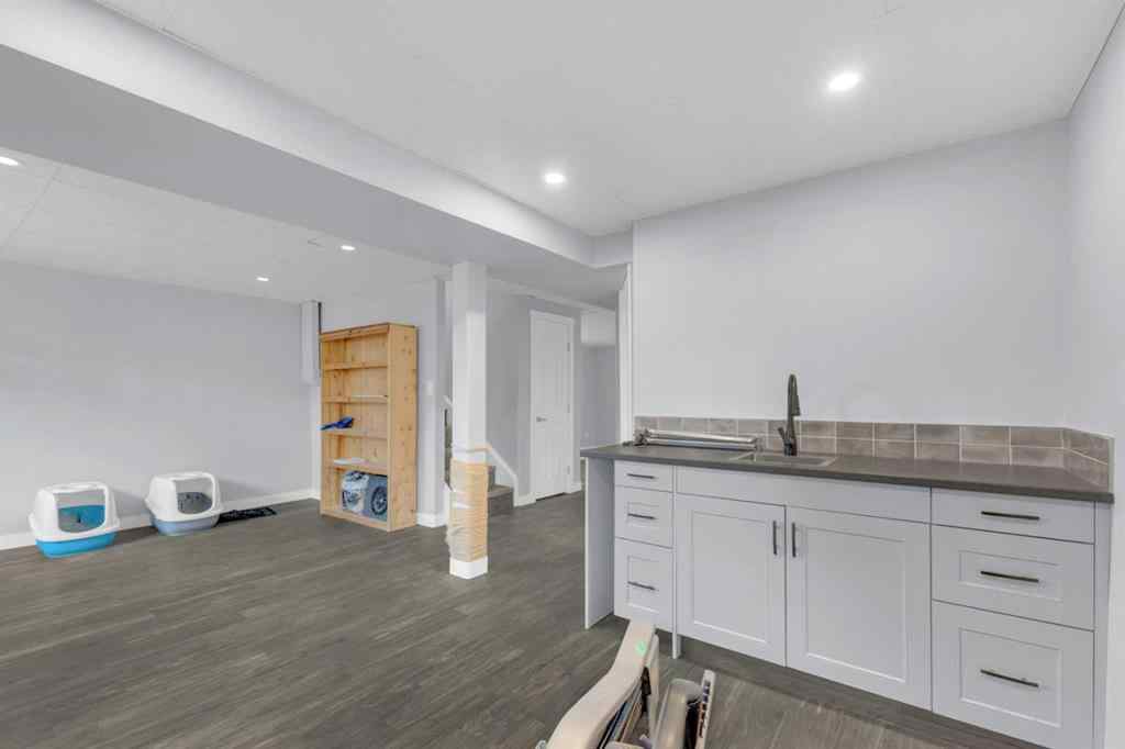 MLS® A2259619 - 4212 44 Street  in Riverside Ponoka, Residential