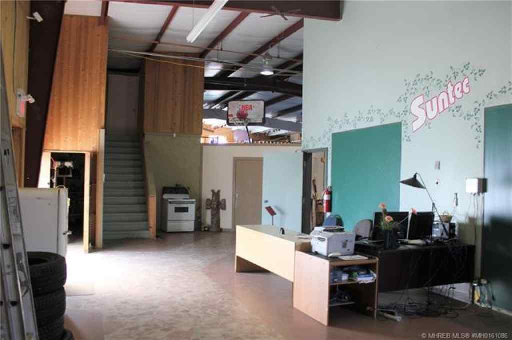 MLS® A2259637 - 1108 7 Street SW in South West Industrial Medicine Hat, Commercial