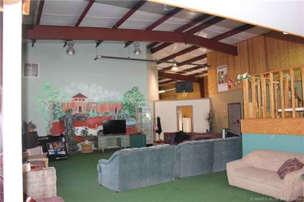 MLS® A2259637 - 1108 7 Street SW in South West Industrial Medicine Hat, Commercial