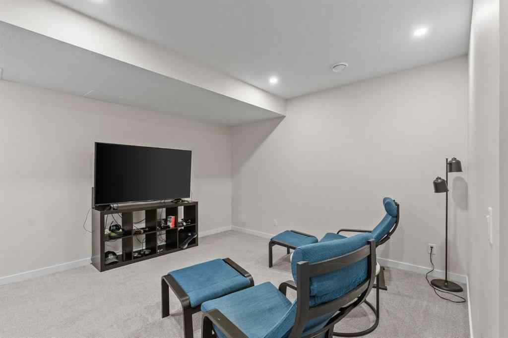 MLS® A2259642 - Unit #204 201 Cooperswood Green SW in Coopers Crossing Airdrie, Residential