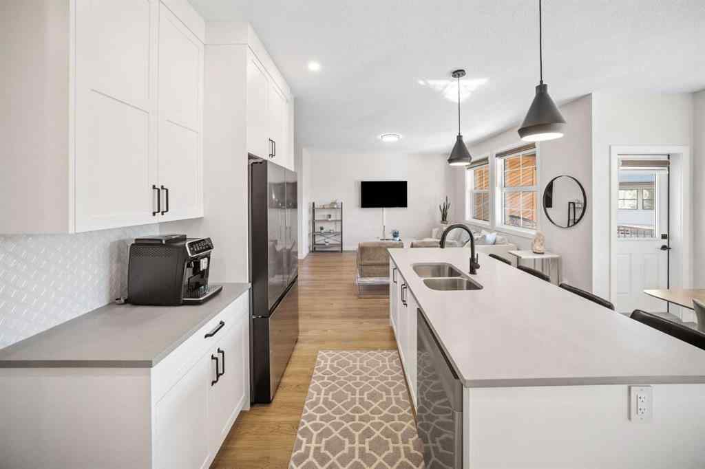 MLS® A2259642 - Unit #204 201 Cooperswood Green SW in Coopers Crossing Airdrie, Residential