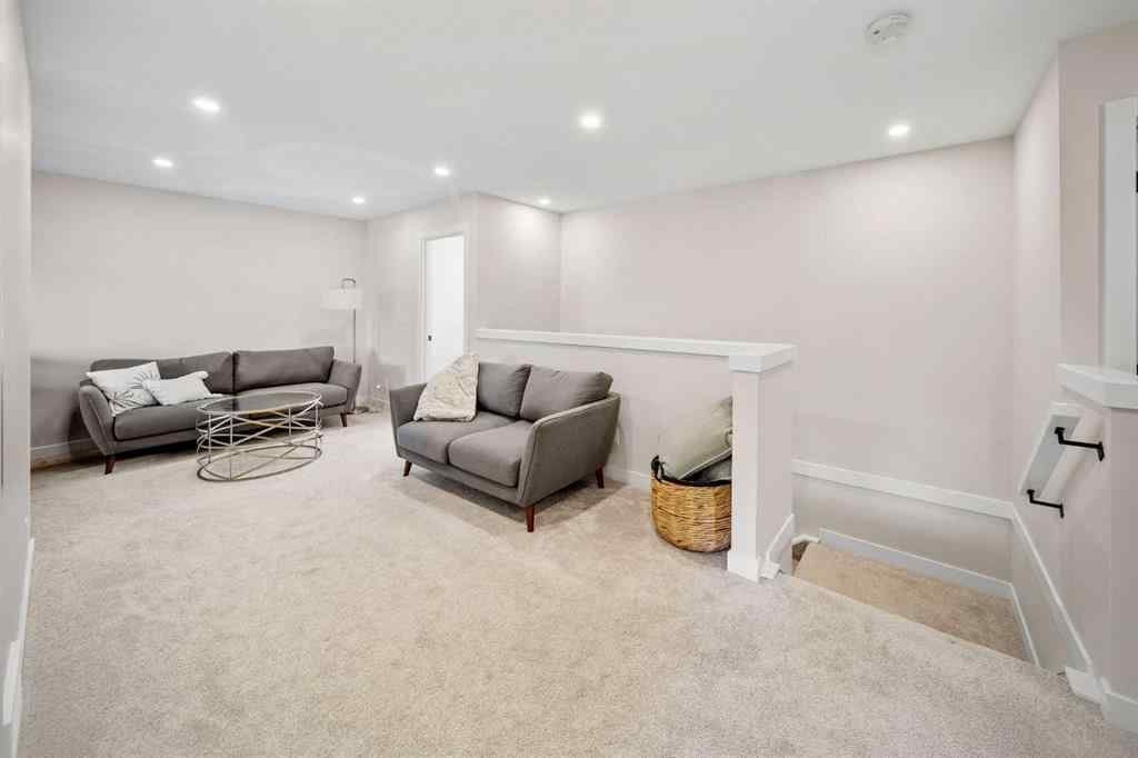 MLS® A2259642 - Unit #204 201 Cooperswood Green SW in Coopers Crossing Airdrie, Residential