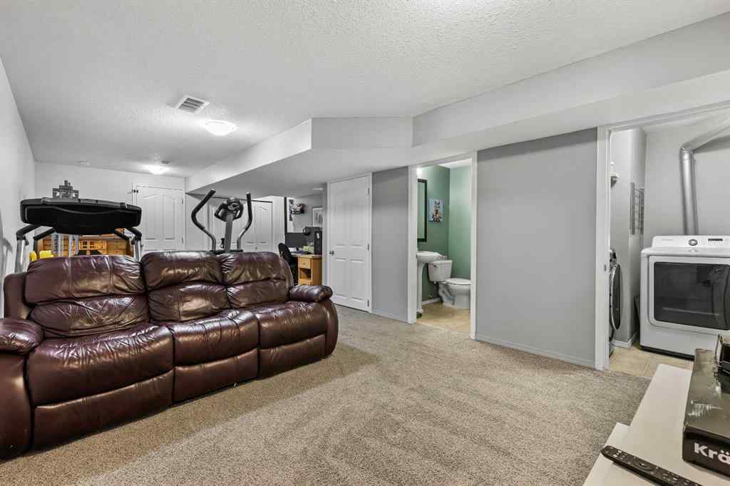 MLS® A2259643 - Unit #403 703 Luxstone Square SW in Luxstone Airdrie, Residential