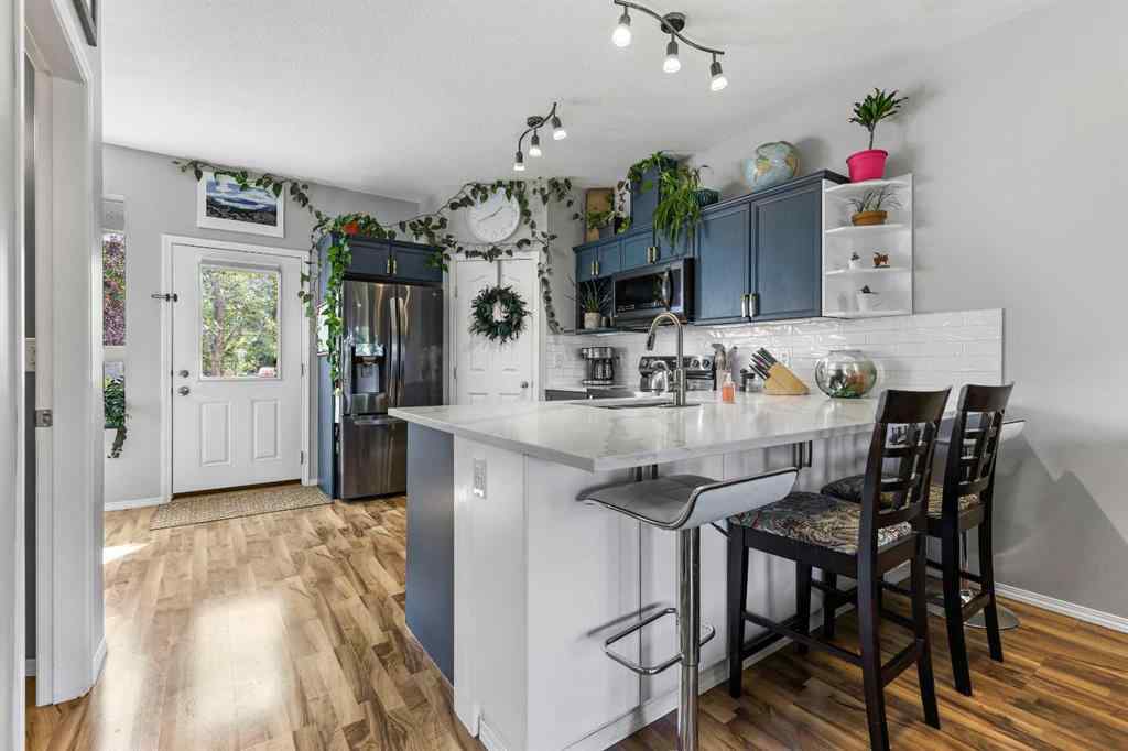 MLS® A2259643 - Unit #403 703 Luxstone Square SW in Luxstone Airdrie, Residential