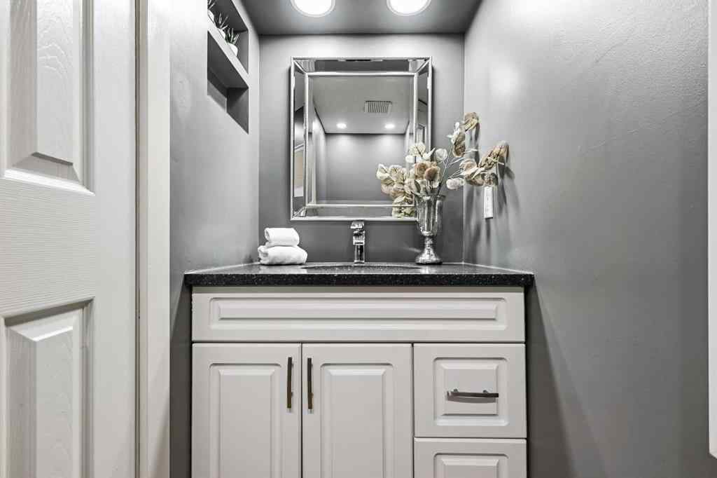 MLS® A2259653 - Unit #15 5400 Dalhousie Drive NW in Dalhousie Calgary, Residential