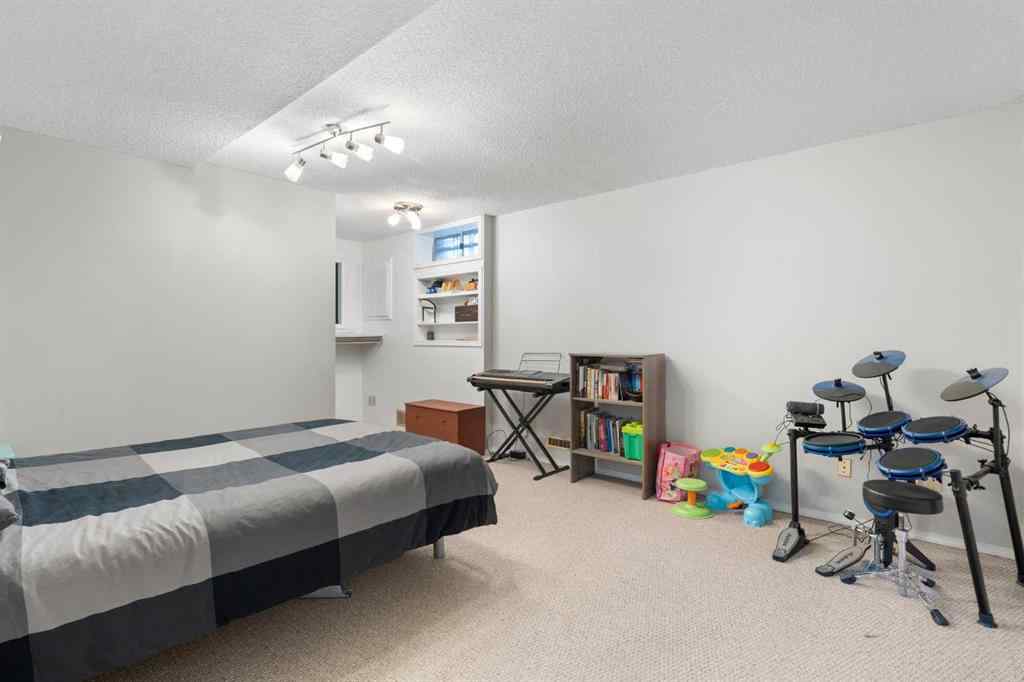 MLS® A2259657 - Unit #18 7900 Silver Springs Road NW in Silver Springs Calgary, Residential