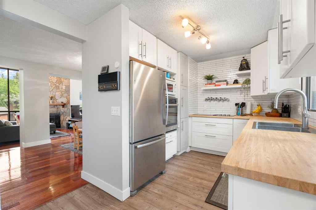 MLS® A2259657 - Unit #18 7900 Silver Springs Road NW in Silver Springs Calgary, Residential