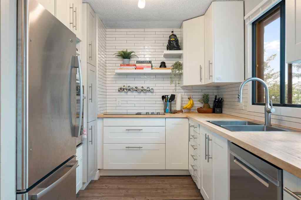 MLS® A2259657 - Unit #18 7900 Silver Springs Road NW in Silver Springs Calgary, Residential