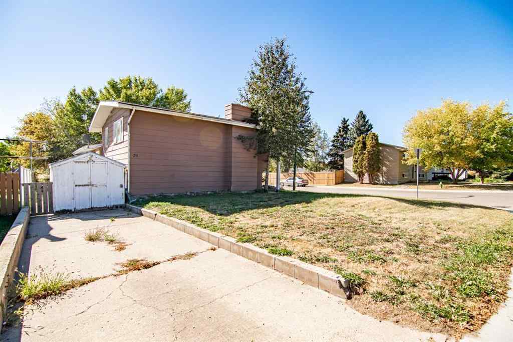 MLS® A2259658 - 79 Oak Street  in Oriole Park Red Deer, Residential