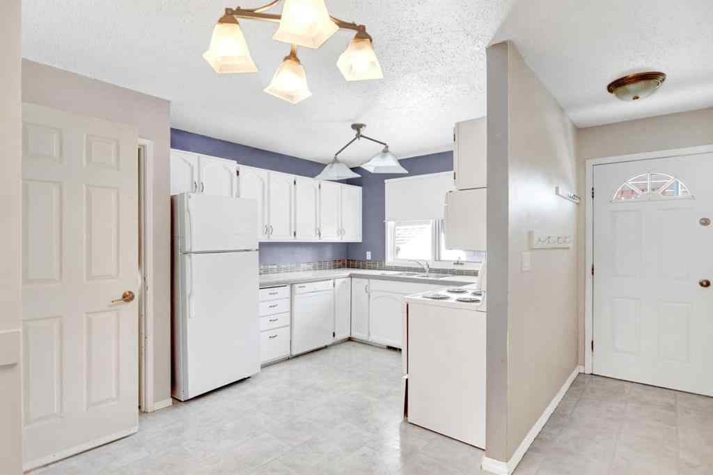 MLS® A2259658 - 79 Oak Street  in Oriole Park Red Deer, Residential