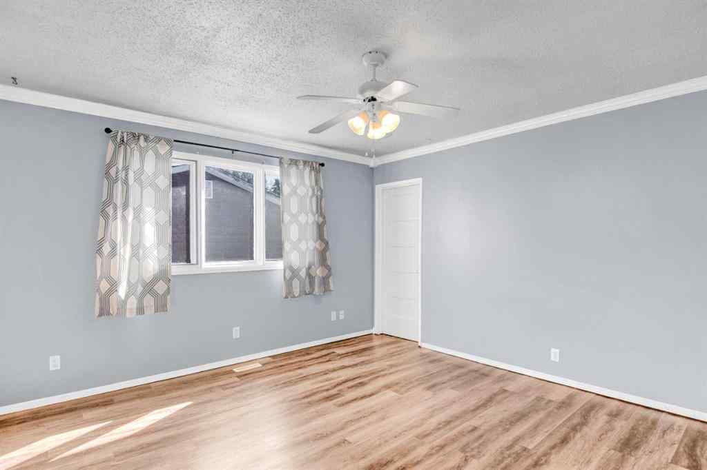 MLS® A2259658 - 79 Oak Street  in Oriole Park Red Deer, Residential