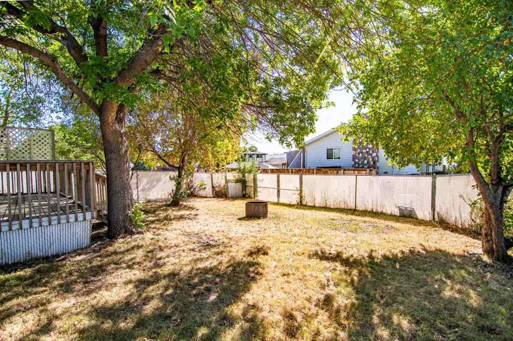 MLS® A2259658 - 79 Oak Street  in Oriole Park Red Deer, Residential