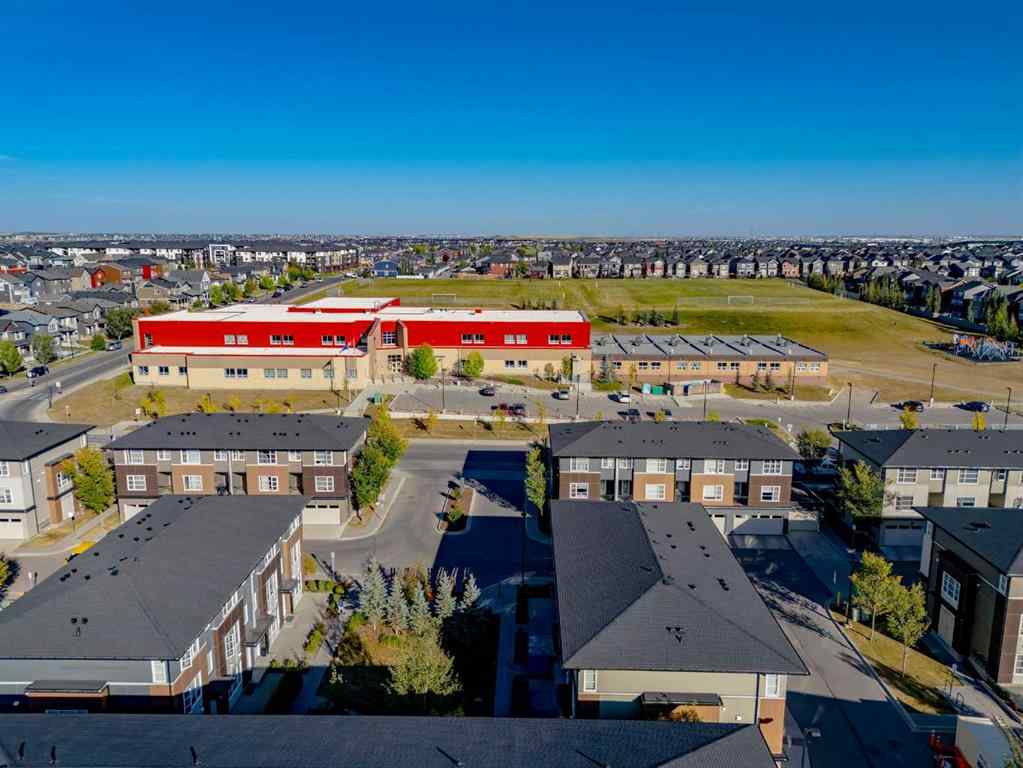 MLS® A2259667 - 905 Evansridge Park NW in Evanston Calgary, Residential