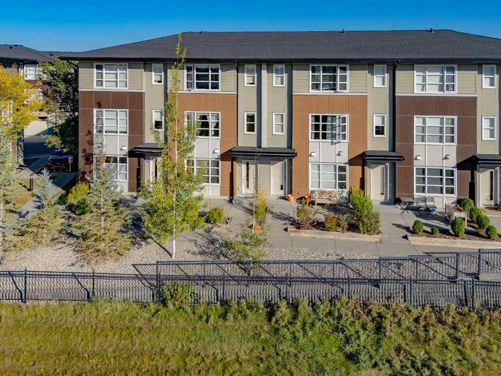 MLS® A2259667 - 905 Evansridge Park NW in Evanston Calgary, Residential