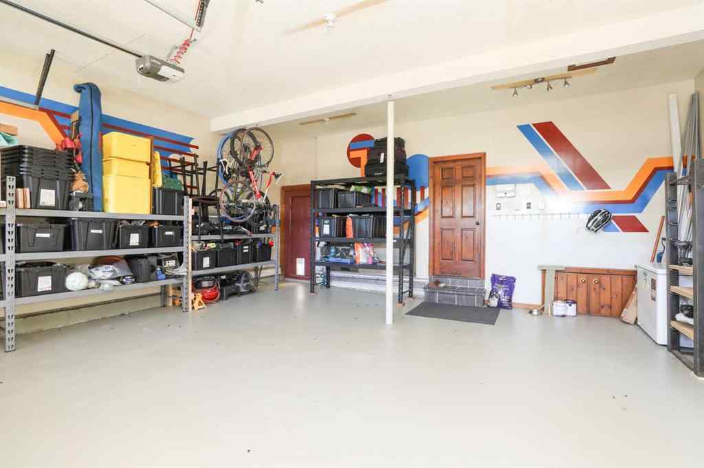 MLS® A2259668 - 107 Temple Crescent W in Varsity Village Lethbridge, Residential