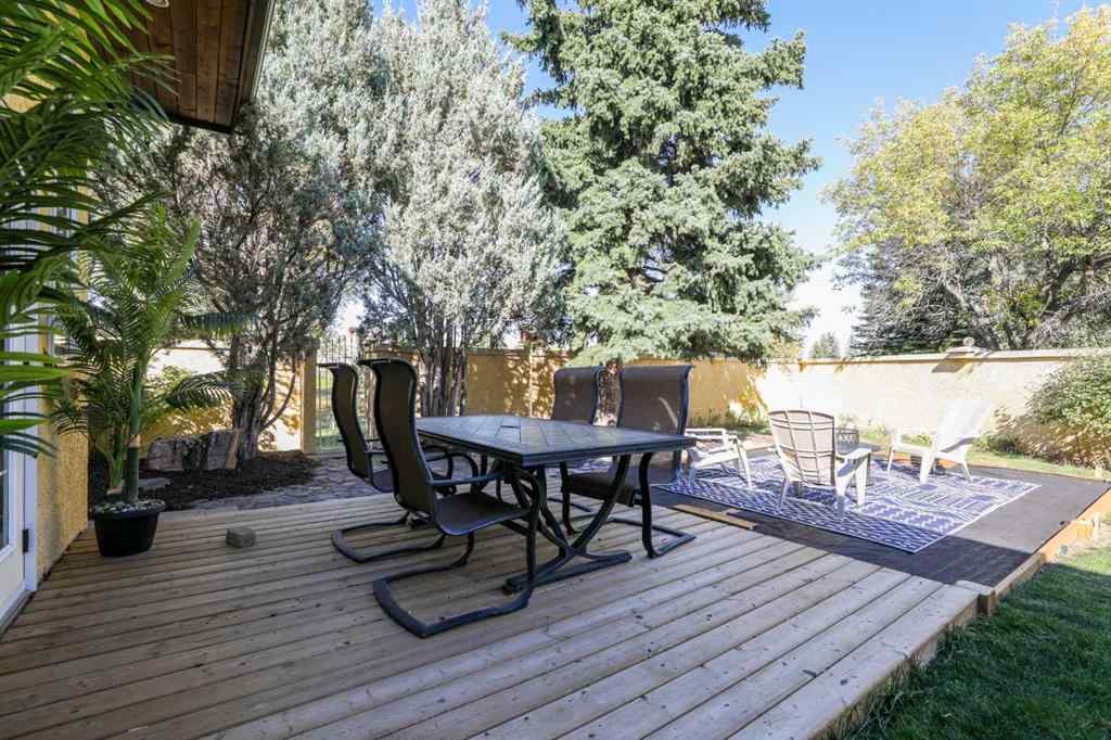 MLS® A2259668 - 107 Temple Crescent W in Varsity Village Lethbridge, Residential